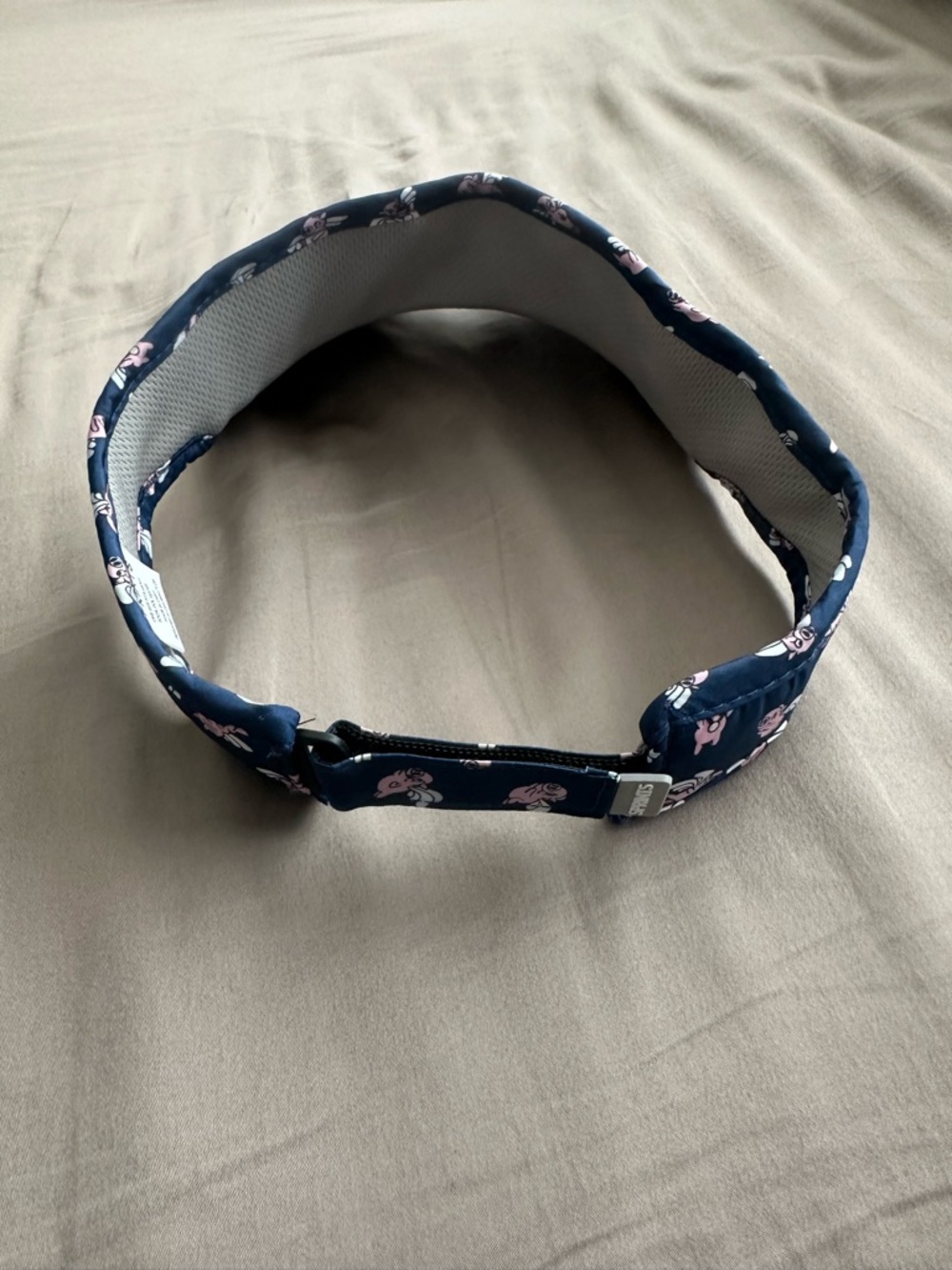 SPRINTS Navy Sun Visor “When Pigs Fly” in Navy Blue - Picture 5 of 7